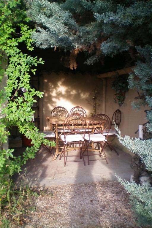 B&B Domaine Le Clos Du Pavillon Brignoles Exterior photo